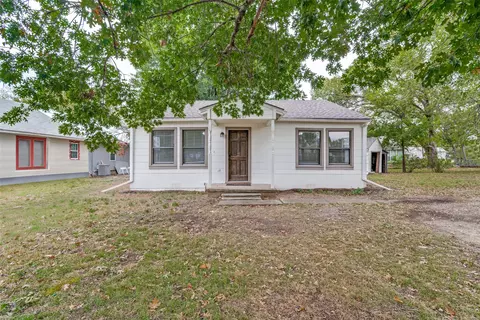2207 Drake St, Caddo Mills, TX 75135