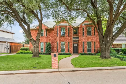 3228 Oakdale Dr, Hurst, TX 76054