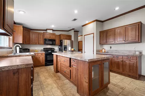 1281 Petit, Waco, TX 76708 photo 9