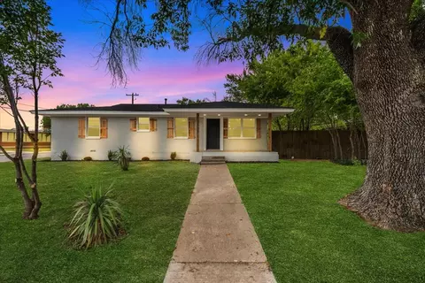 3301 Hedrick St, Fort Worth, TX 76111