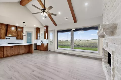 Living - 651 Alondrita St, Leonard, TX 75452 photo 4 of 5