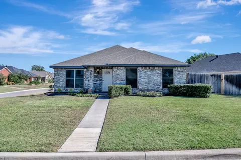 7012 Bentley Ave, Fort Worth, TX 76137