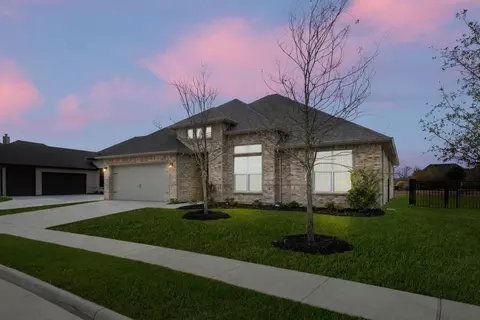 3215 Boat Landing Trl, Granbury, TX 76049