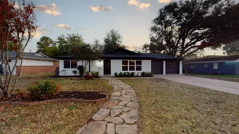 409 Vicki Pl, Hurst, TX 76053