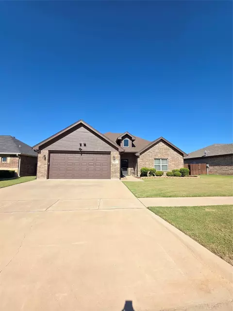 310 Whiterock Dr, Abilene, TX 79602