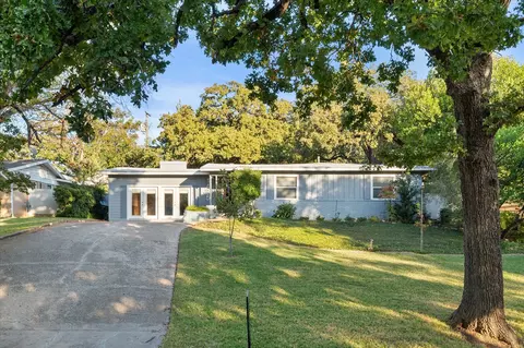 1405 Briarwood Blvd, Arlington, TX 76013
