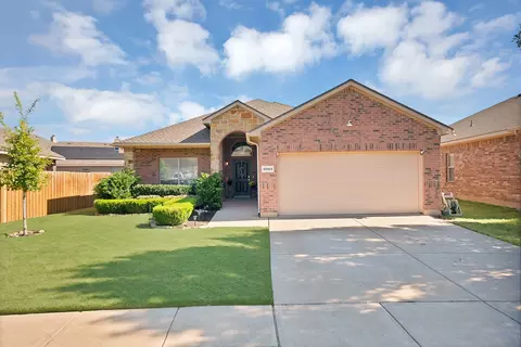 10864 Irish Glen Trl, Haslet, TX 76052