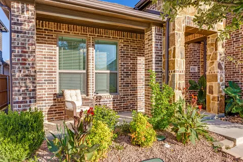 6712 Farsight Dr, Fort Worth, TX 76179