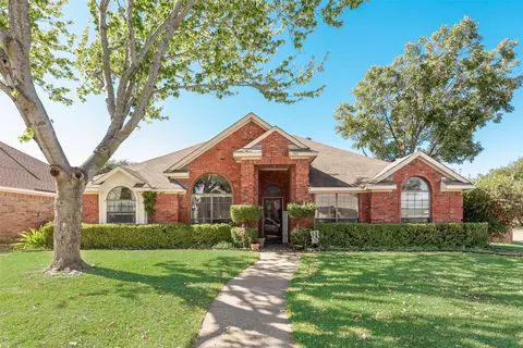 7005 Buckhorn Dr, Rowlett, TX 75089