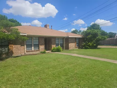 432 Larchbrook Dr, Garland, TX 75043
