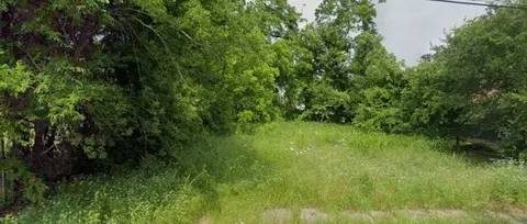 1908 Saint John St, Greenville, TX 75401