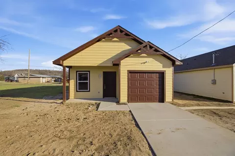 508 SW 15th St, Mineral Wells, TX 76067