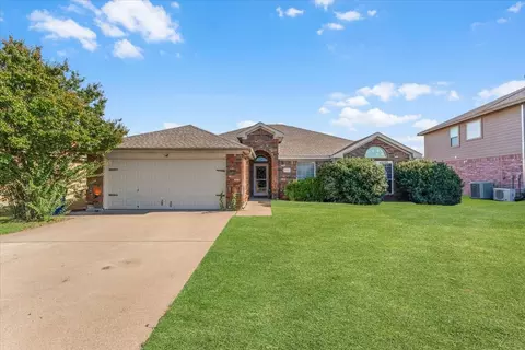 2641 Cherry Hills Ln, Burleson, TX 76028