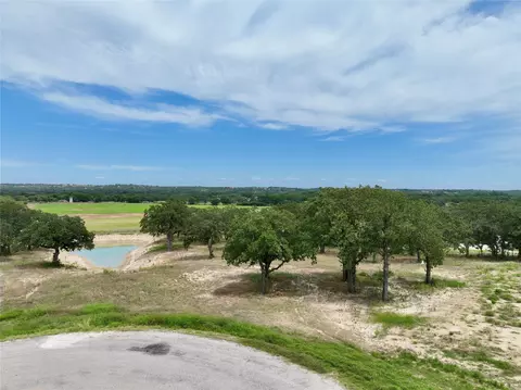 200 Sorrel Ln, Weatherford, TX 76087