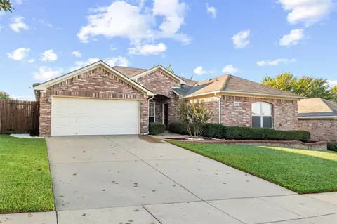 4908 Vaquero Dr, Arlington, TX 76017