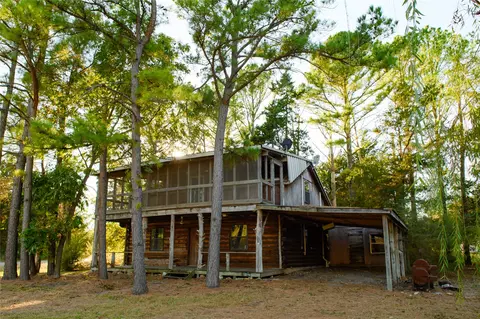 221 Clayton Dr, Pottsboro, TX 75076