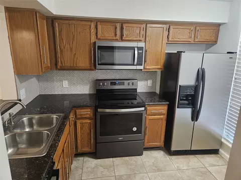 9601 Forest Ln #224, Dallas, TX 75243