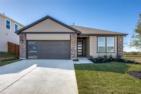 2700 Goldfinch Dr, Denton, TX 76205