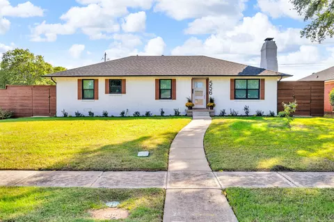 556 Summit Dr, Richardson, TX 75081