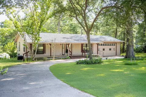 523 Big Lake Rd 523 Big Lake Rd, Karnack, TX 75661