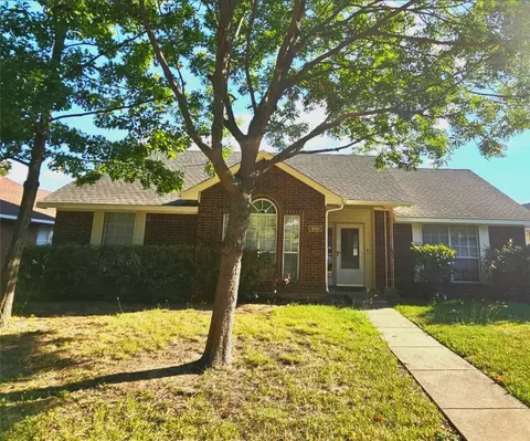 1600 Wesley Dr, Mesquite, TX 75149