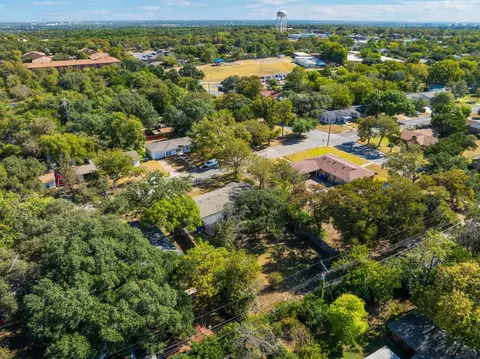 View/Area - 4208 N 22nd St, Waco, TX 76708 photo 2 of 5