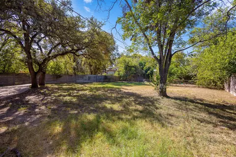 Exterior - 4208 N 22nd St, Waco, TX 76708 photo 10 of 12