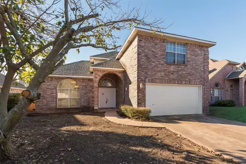 232 W Willow Creek Dr, Glenn Heights, TX 75154
