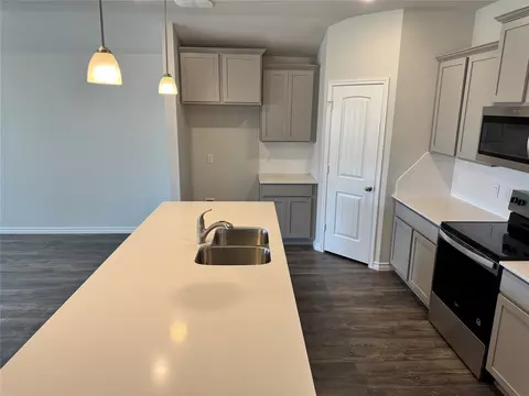 Kitchen - 10315 Saddle Creek Rd, Waco, TX 76708 photo 1 of 1