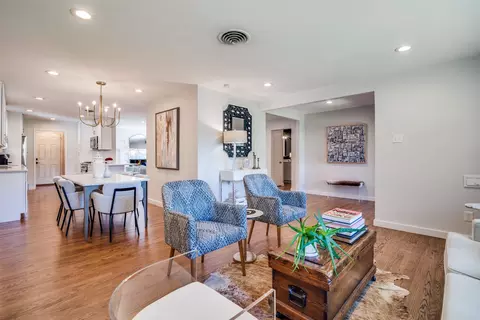 2352 Fenestra Dr, Dallas, TX 75228