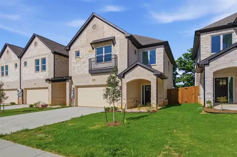 3317 Shivers Dr, Grand Prairie, TX 75050