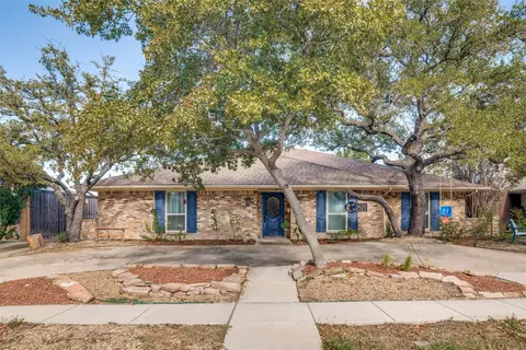 3626 Syracuse Dr, Garland, TX 75043