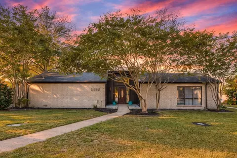 10102 Morgan Meadow Ln, Dallas, TX 75243