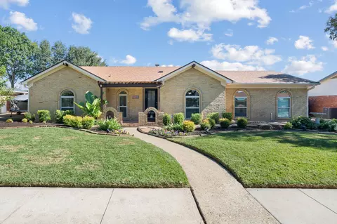 2508 Lakeview Dr, Bedford, TX 76021