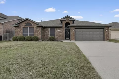 3305 Galaway Bay Dr, Grand Prairie, TX 75052