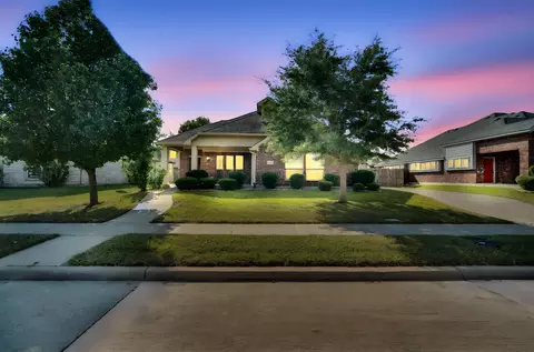 6610 Morning Dew Dr, Midlothian, TX 76065