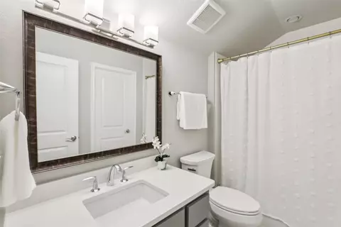 Bath - 2091 Windomere Dr, Prosper, TX 75078 photo 5 of 5