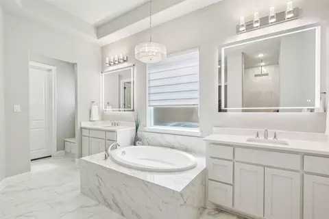 Bath - 2091 Windomere Dr, Prosper, TX 75078 photo 1 of 5