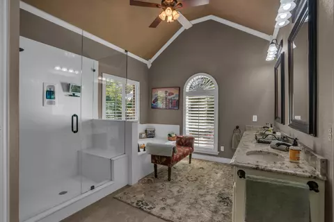310 Hannah Dr, Farmersville, TX 75442
