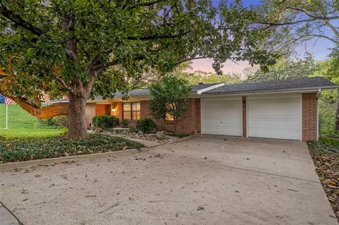 2408 Skyline Dr, Waco, TX 76710