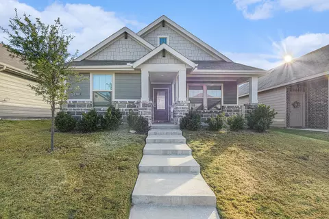 2837 Brittlebush Dr, Fort Worth, TX 76108
