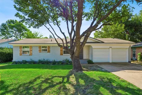 914 Royal St, Forney, TX 75126
