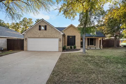 3900 Gessner Dr, Denton, TX 76210
