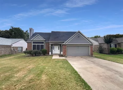 6840 N Park Dr, North Richland Hills, TX 76182