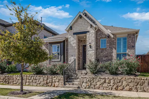 Exterior - 617 Artesian Dr, Argyle, TX 76226 photo 2 of 2