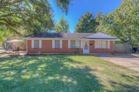 1408 Azalea St, Bossier City, LA 71112