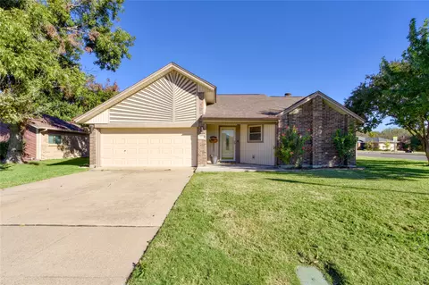 10150 Little Valley Rd, Fort Worth, TX 76108