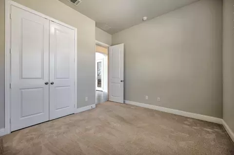 Bedroom - 319 Park Dr, Euless, TX 76040 photo 4 of 4