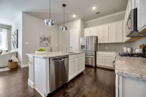 Kitchen - 319 Park Dr, Euless, TX 76040 photo 2 of 3
