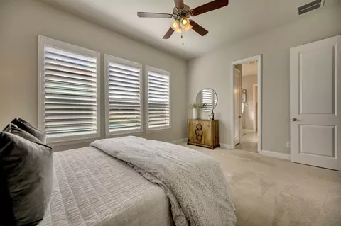 Bedroom - 319 Park Dr, Euless, TX 76040 photo 2 of 4